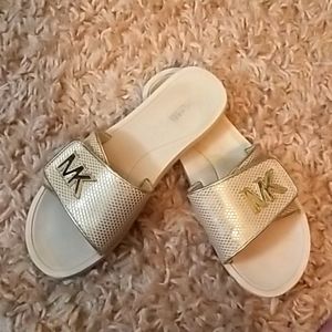 Michael Kors rose gold size 10